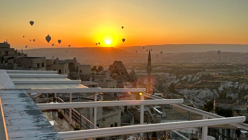 La vie Cappadocia cave